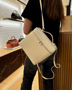 حقيبة ظهر لورو بيانا بجيب إضافي | حقيبة ظهر لورو بيانا بجيب إضافي (متعددة الألوان)