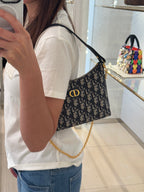 مسودة العينة