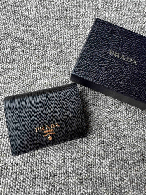 PRADA Leather Wallet(Small/Black/Red) - LONDONKELLY 英國名牌代購