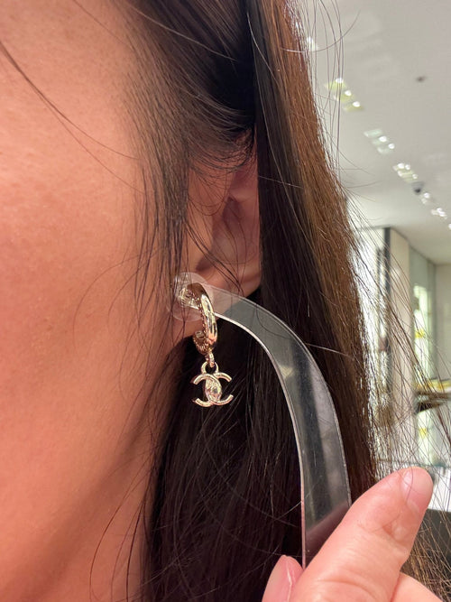 CHANEL CC Drop Hoop Earrings(Gold) - LONDONKELLY 英國名牌代購